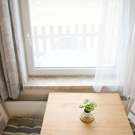 Schoener Gartenbungalow Sellin  Exteriör bild
