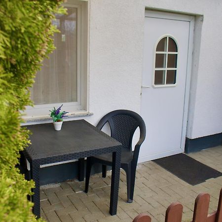 Schoener Gartenbungalow Sellin  Exteriör bild