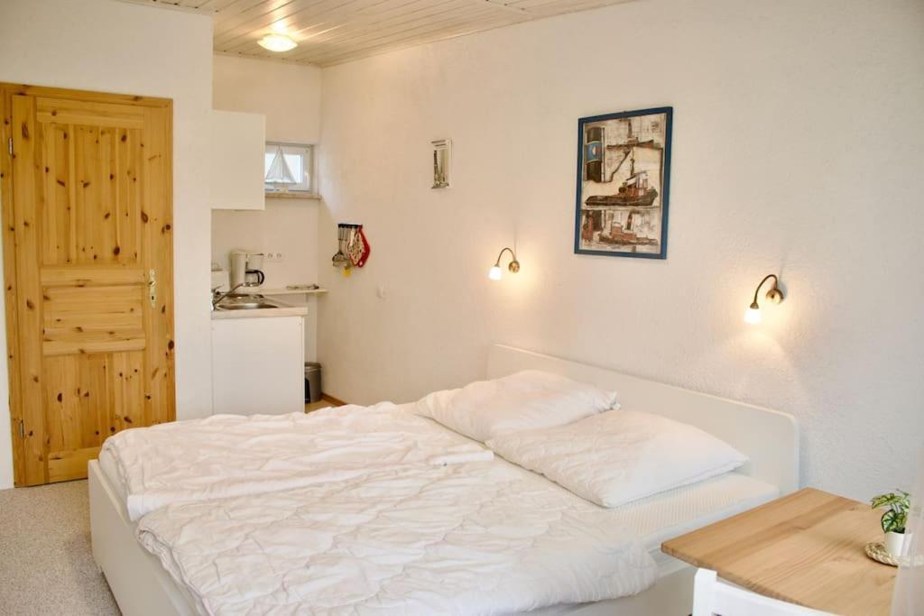 Schoener Gartenbungalow Sellin  Exteriör bild